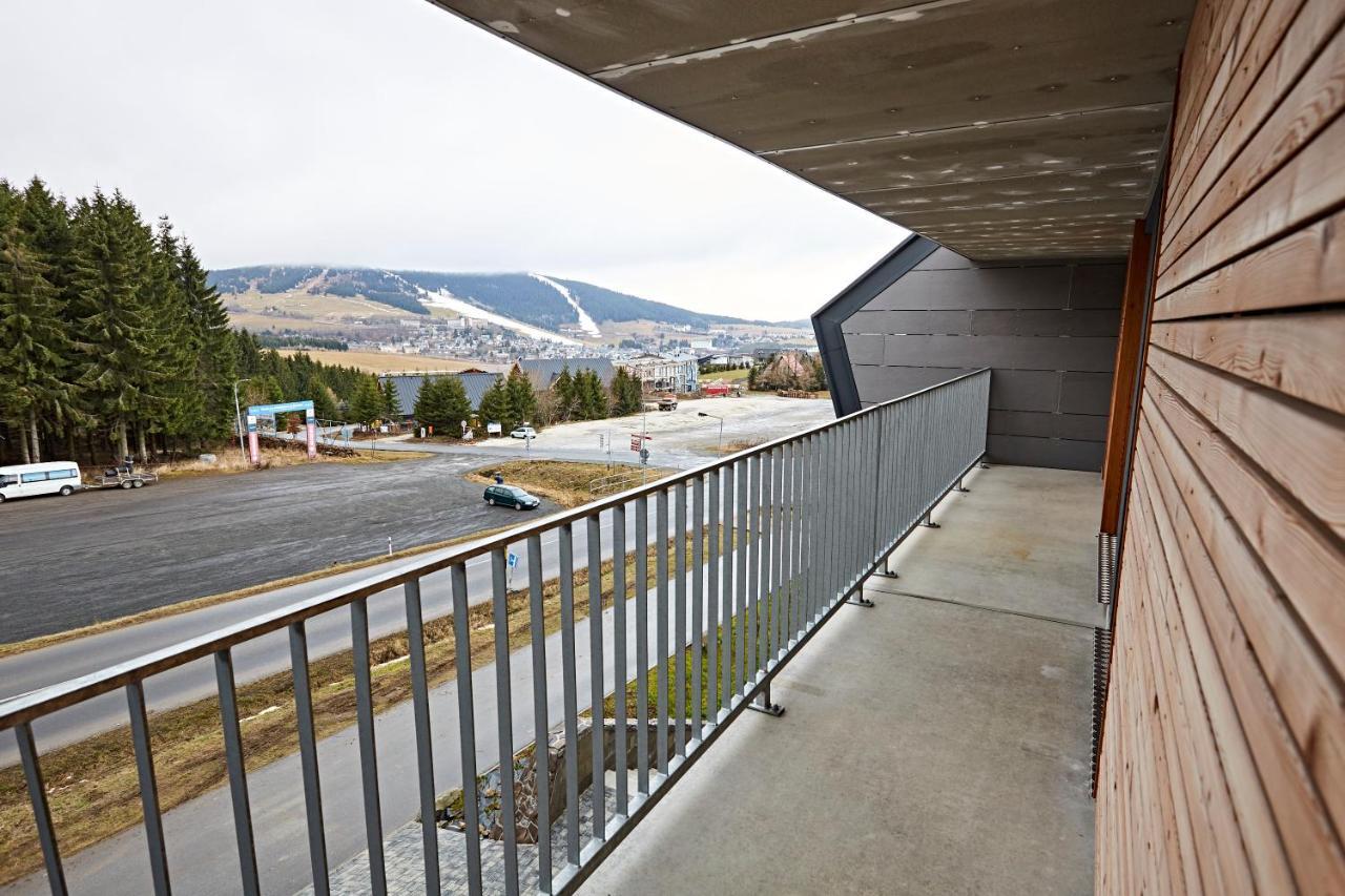 Mountain Apartments Klinovec Hexagon Loučná pod Klínovcem Bagian luar foto